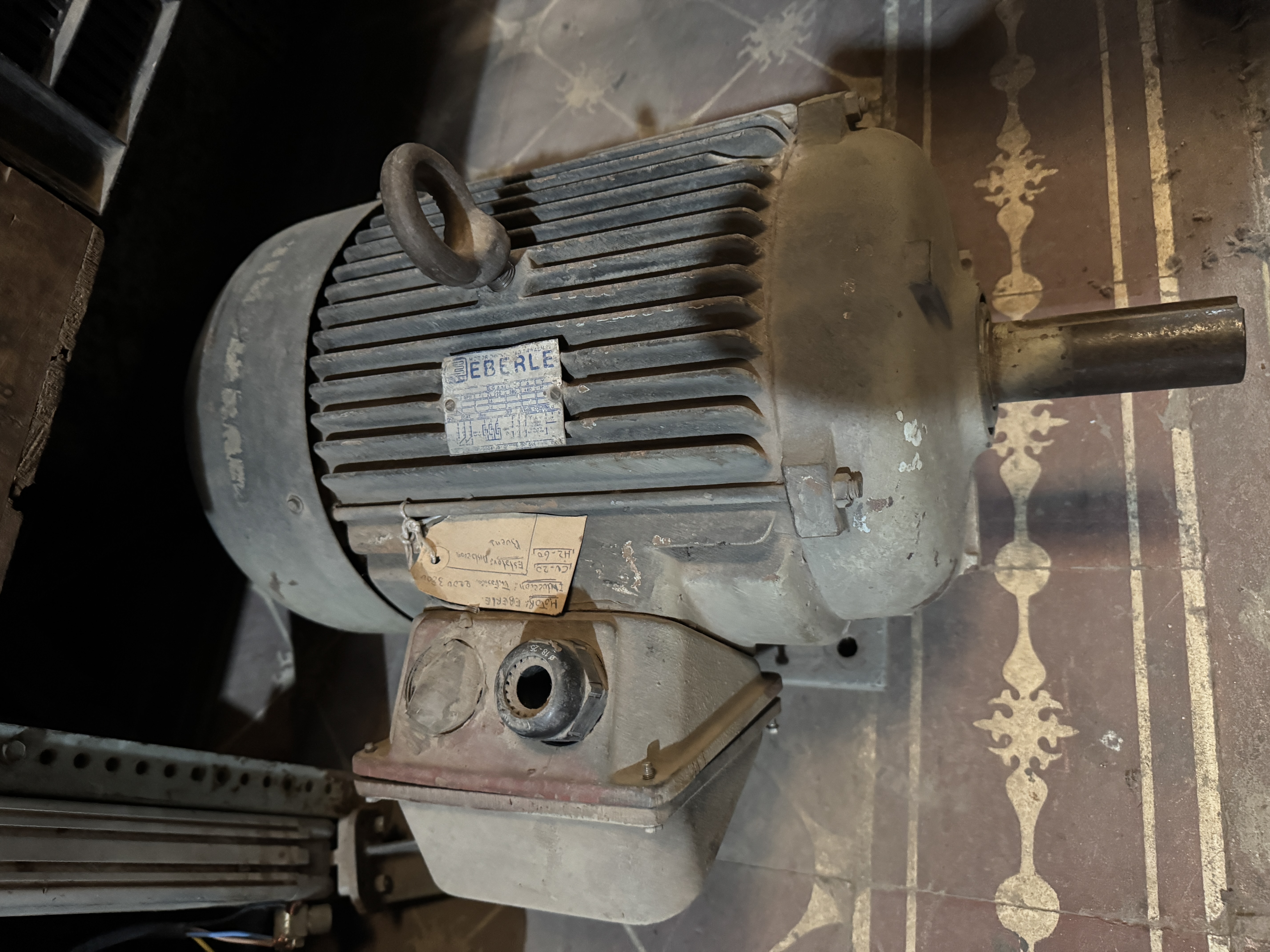 2 Motor eberle Trifasico 20cv h260
