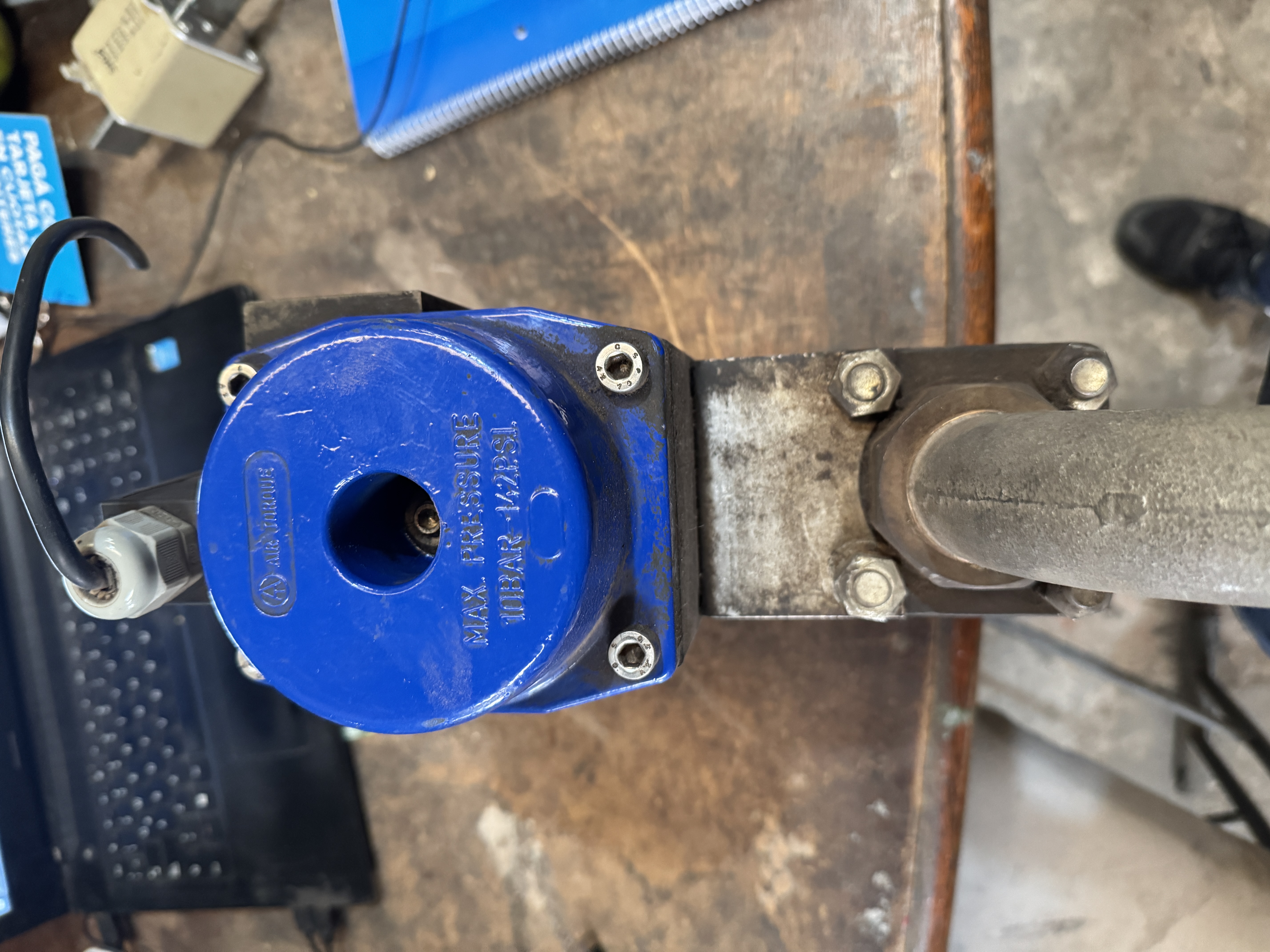 Air torque actuador at130 sr6 
