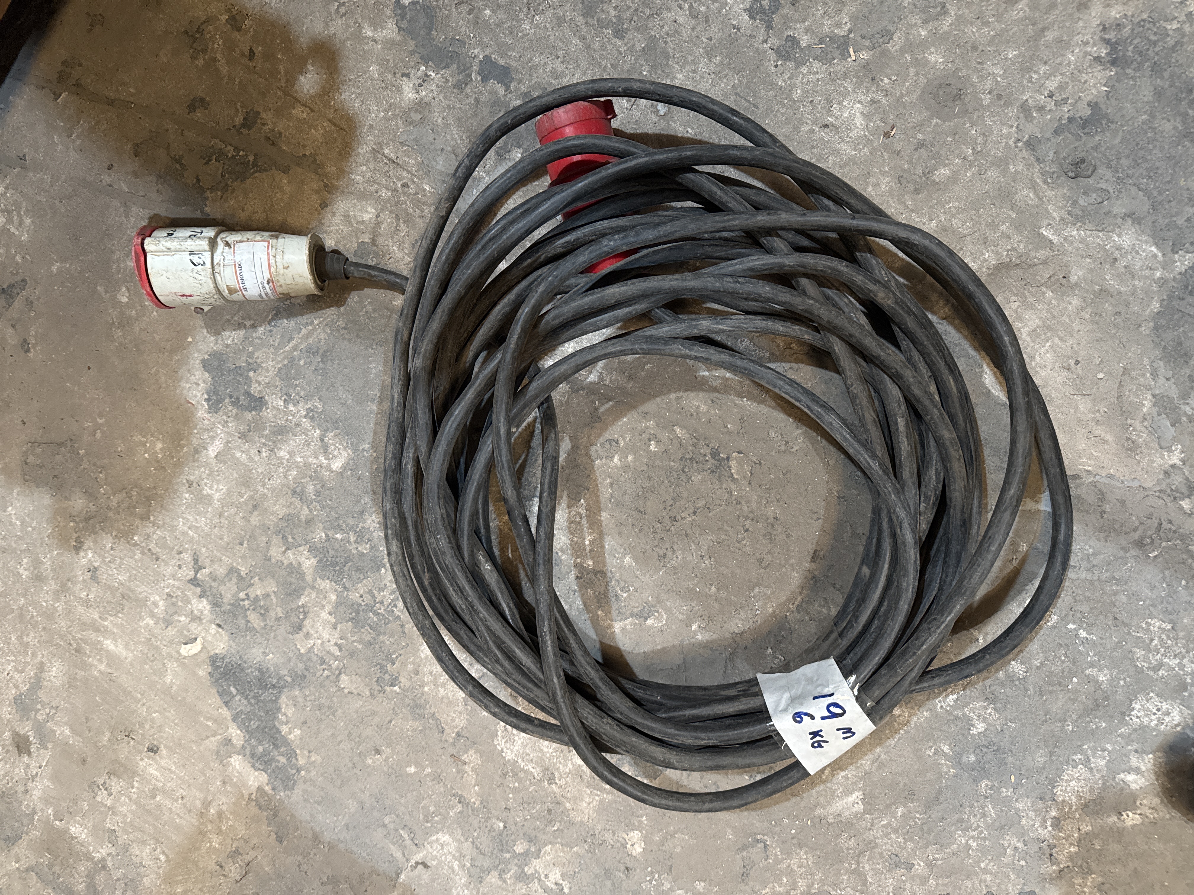 Cable alargue Trifasico 19 m + fichas steck  
