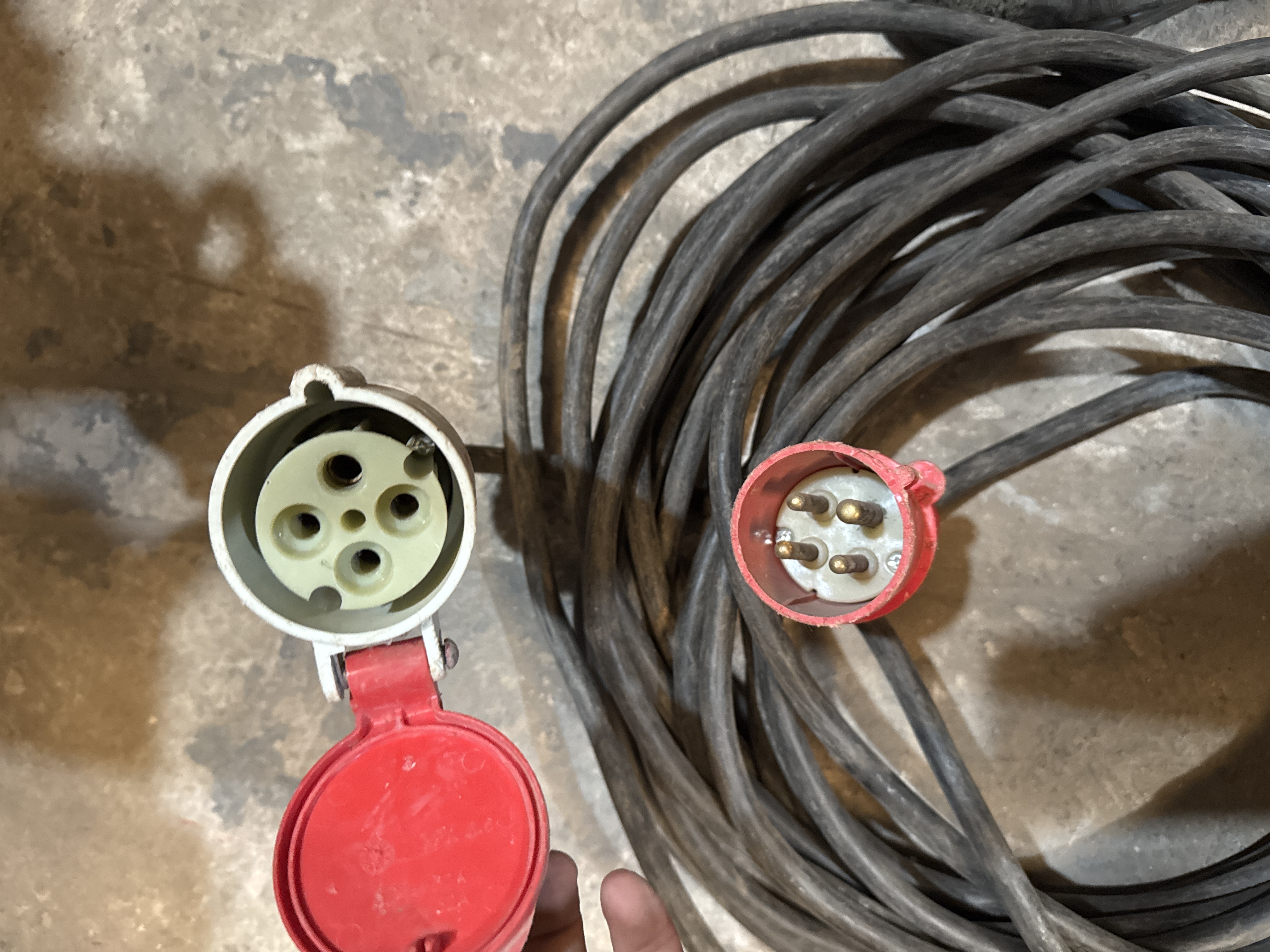 Cable alargue Trifasico 19 m + fichas steck  