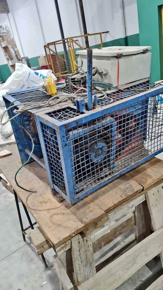 Montacargas electrico 500kg
