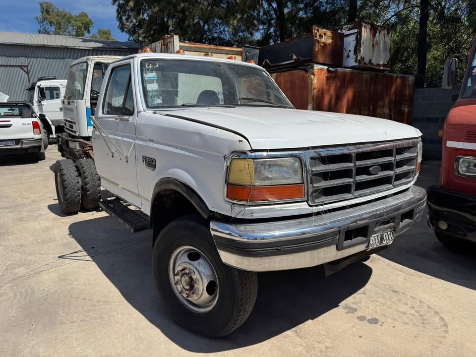 Ford 350 4x4 americana 1997