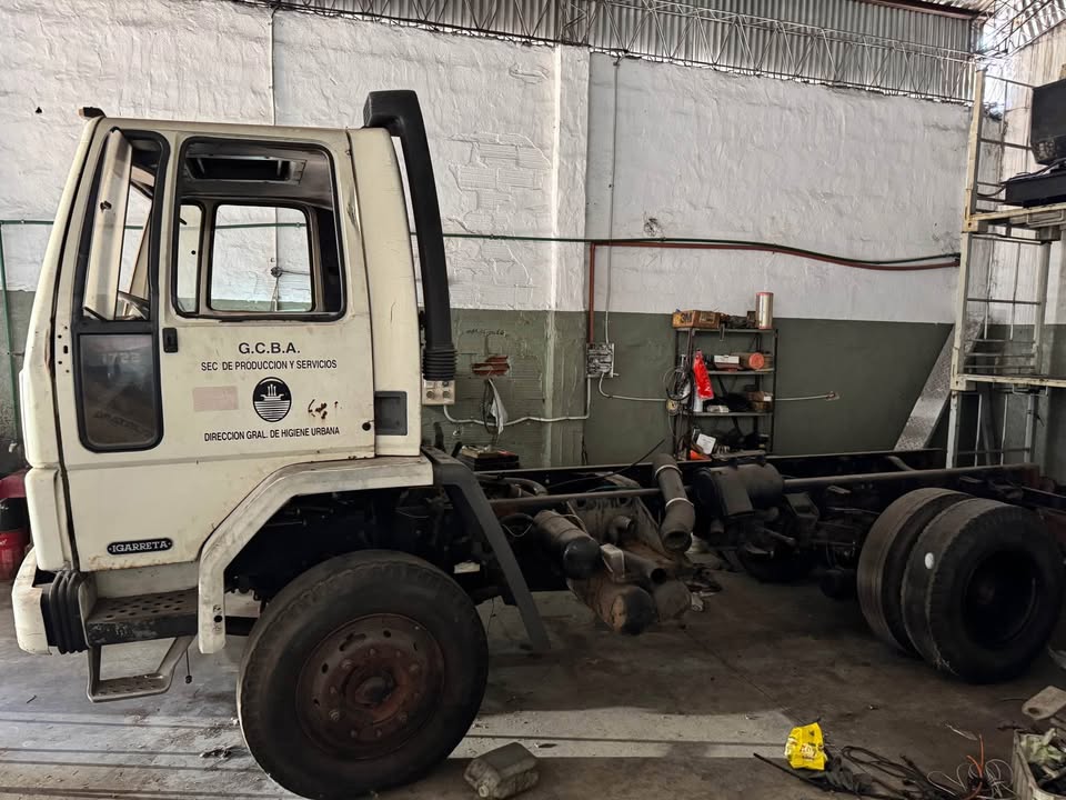 Ford 1722
