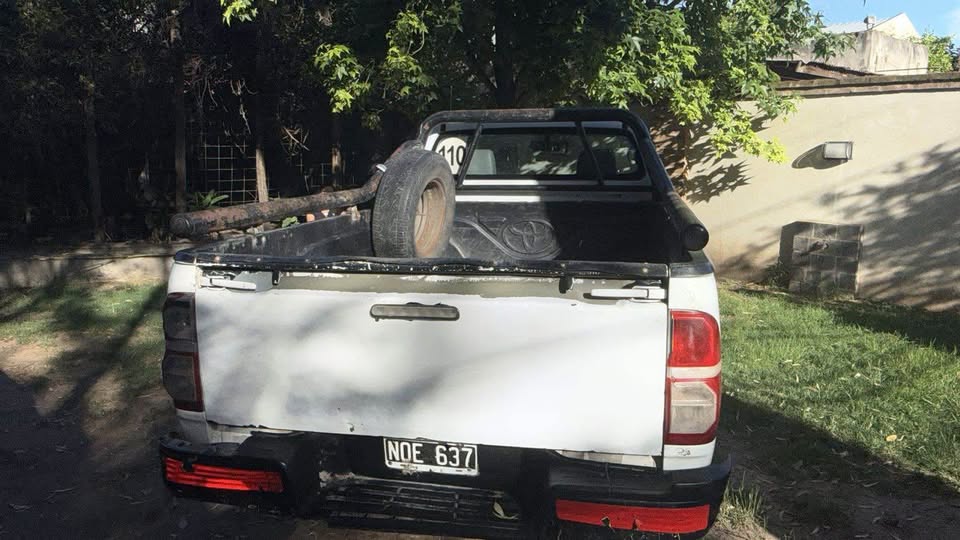 Toyota hilux 2014 cabina simple 4x2 