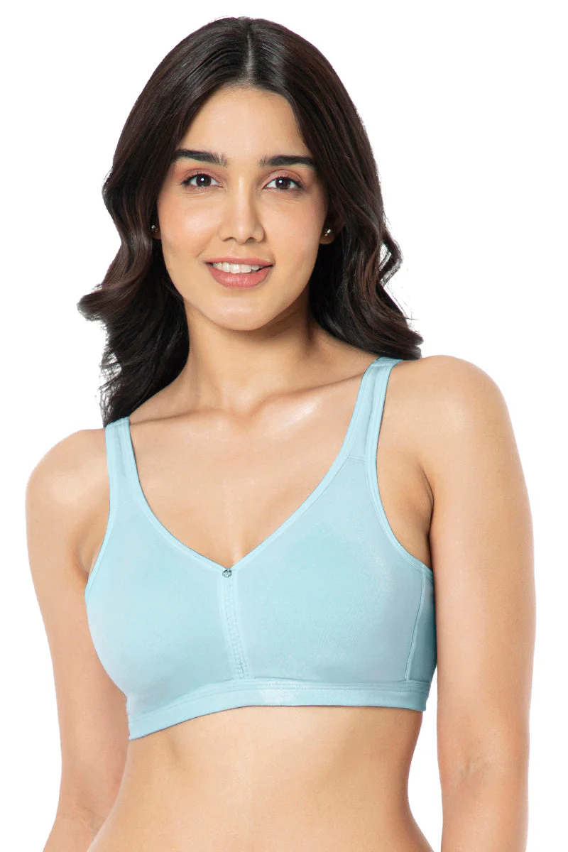  Amante. Cotton Chic Support Solid Non Padded Non-Wired Bra