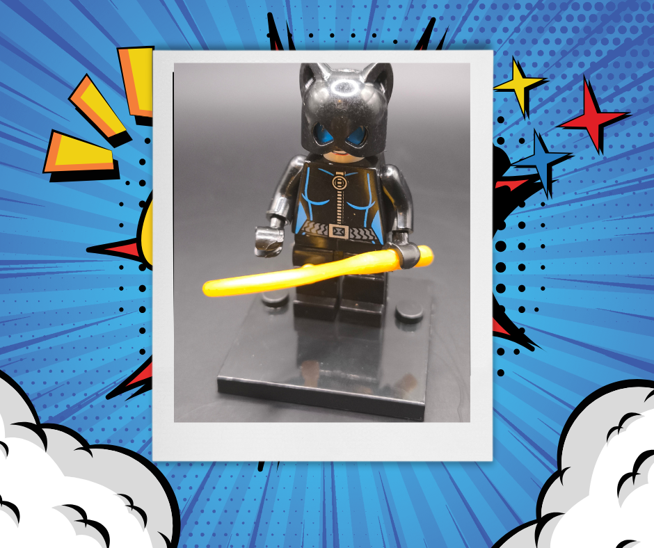 9 Tails - Figure brooch