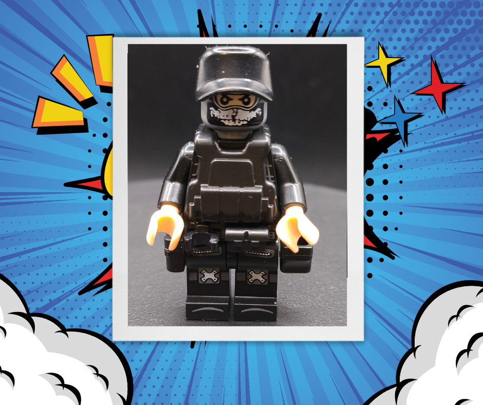 Swat - Figure brooch