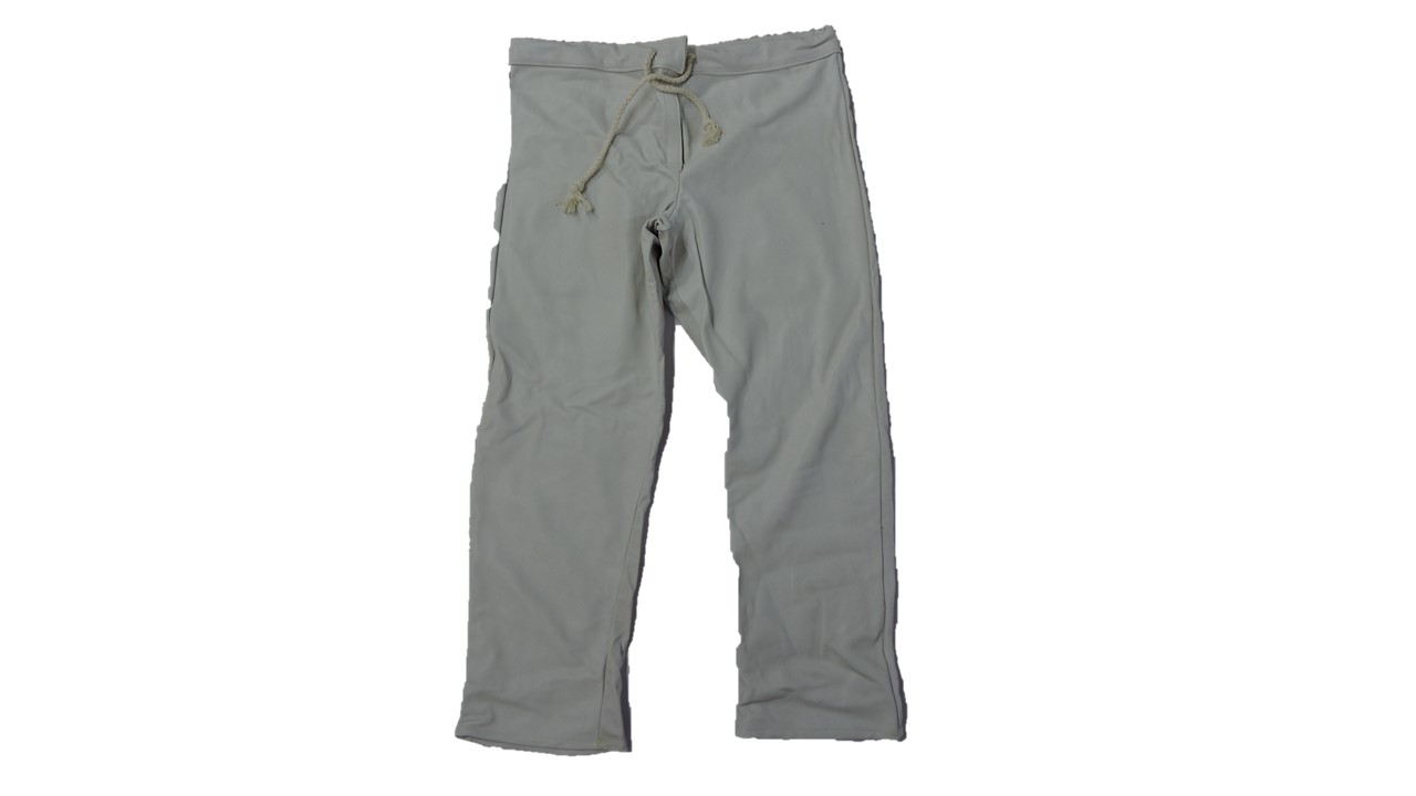 CALÇA DE VAQUETA