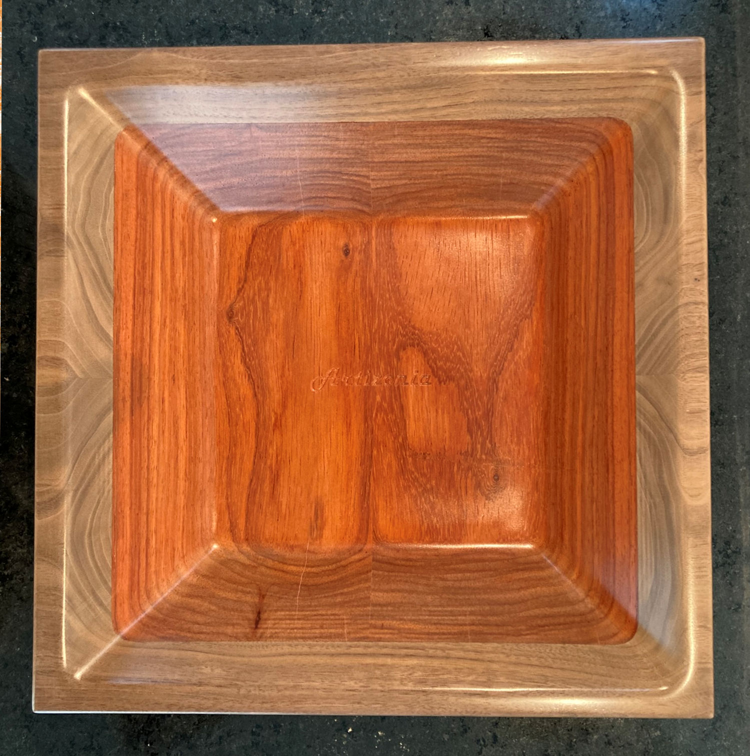 Centerpiece in Red Padauk & Walnut 