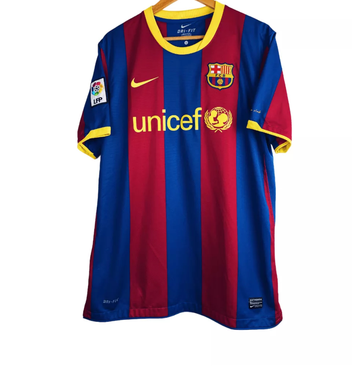 2010-2011 FC Barcelone Maillot Messi manches courtes