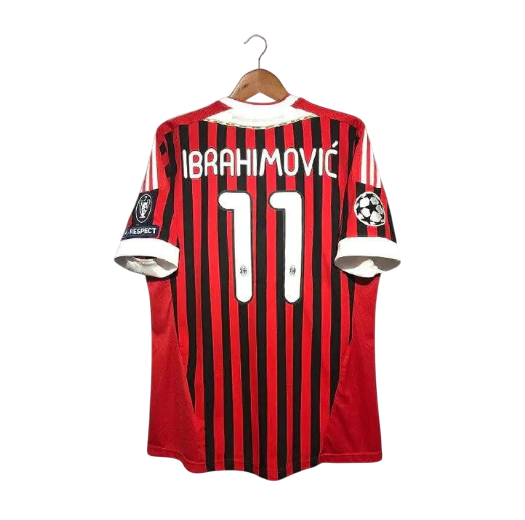 2010-2011 AC Milan Maillot Ibrahimovic manches courtes 