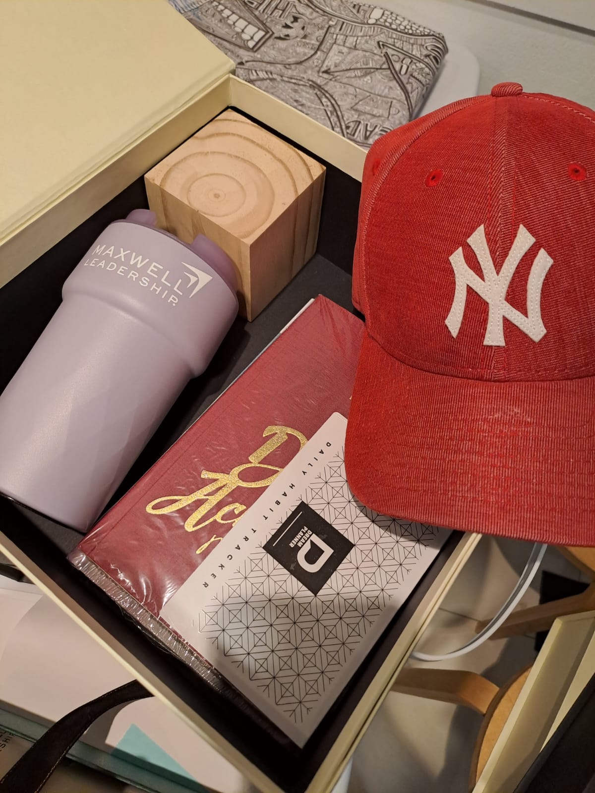 Christmas Package -  Merry Riana