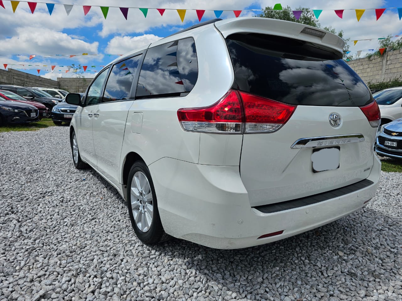 Sienna 2014