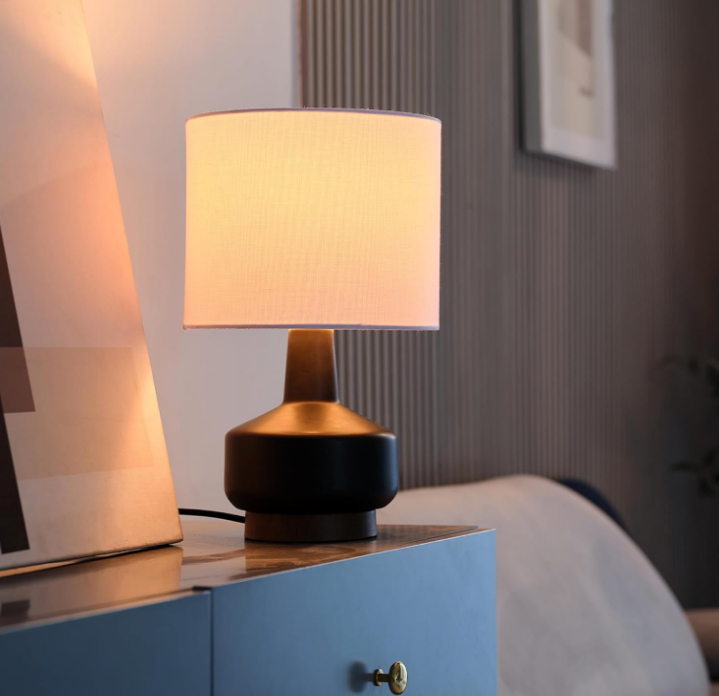 Globe Electric 61000046 15" Ceramic Table Lamp, Matte Black, Wood Toned Base, White Linen Shade, On/Off Rotary Switch on Socket, Living Room, Home Décor, Bedroom