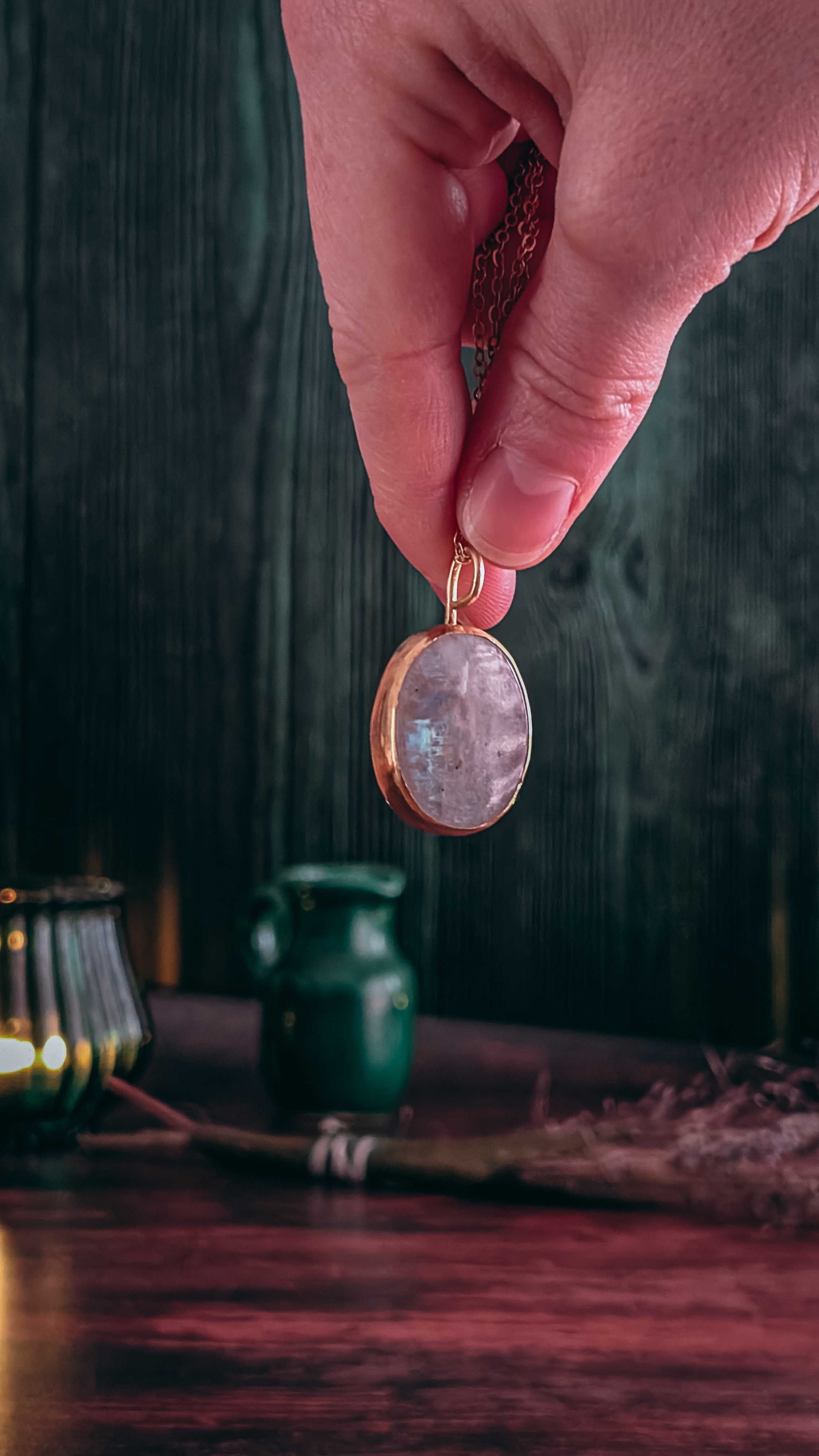 Collier Lanterne des Profondeurs