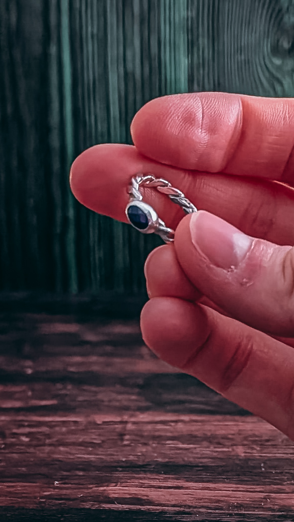 Bague Entrelacs de Forge-Nuit