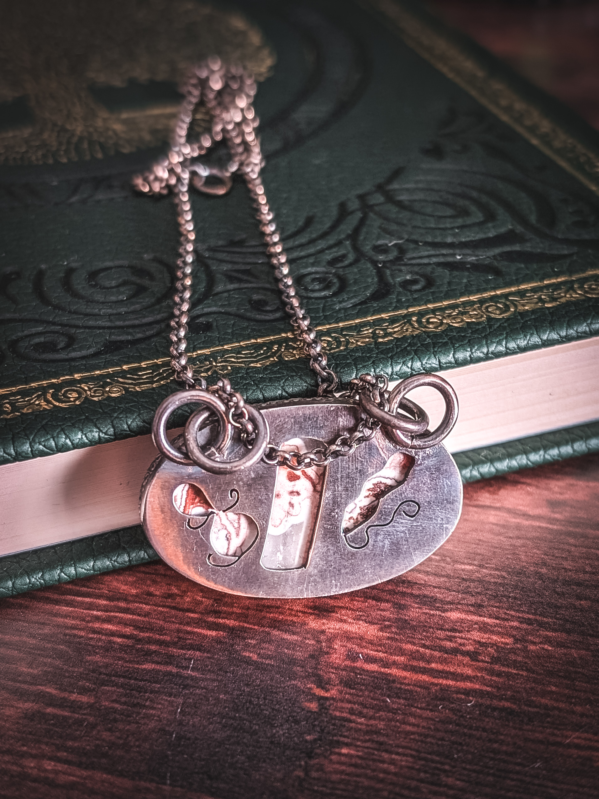 Collier Argent Rhazen