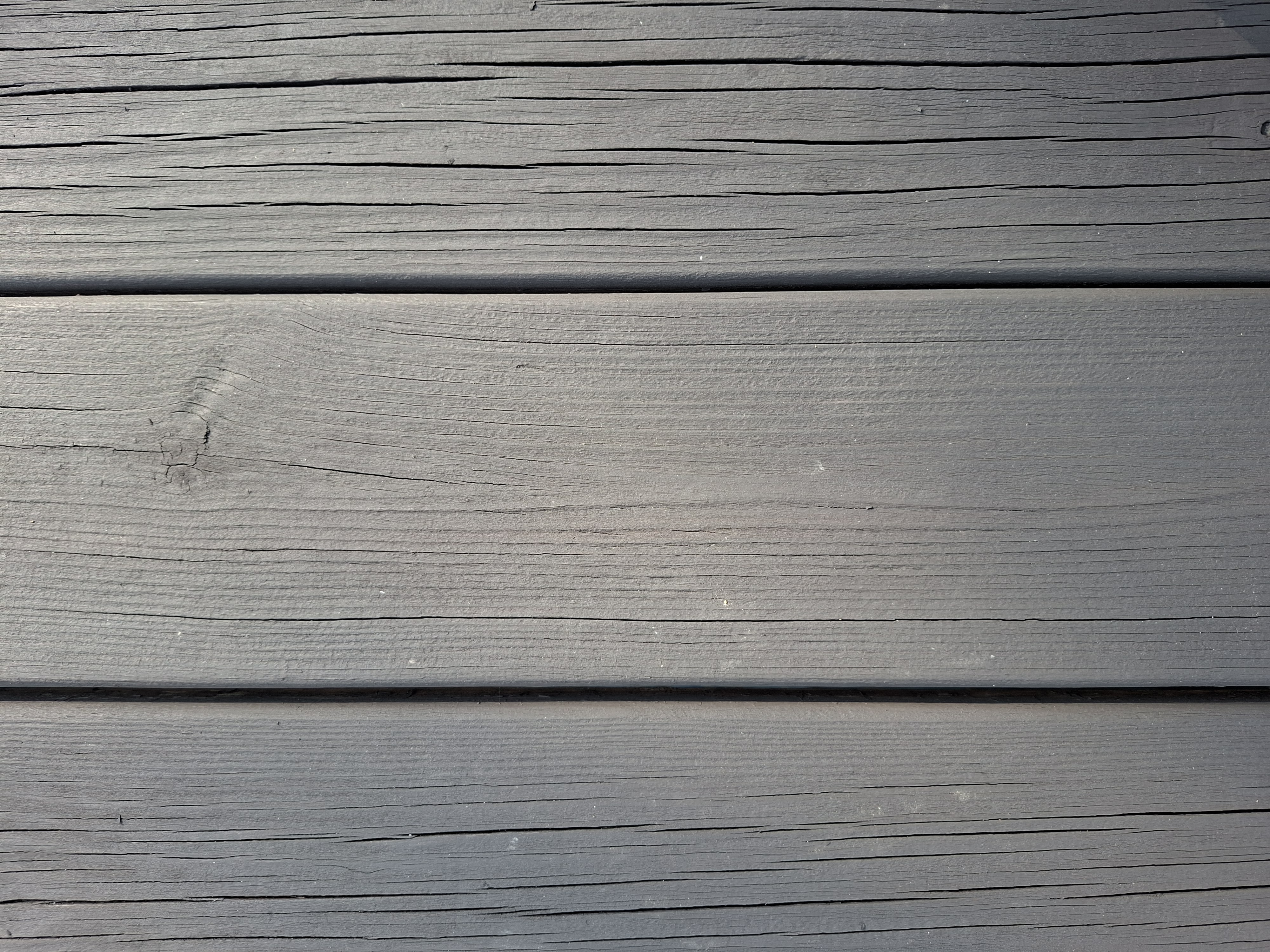 Peinture effet bois brûlé noir – Bardage & bois extérieur – Naturelle