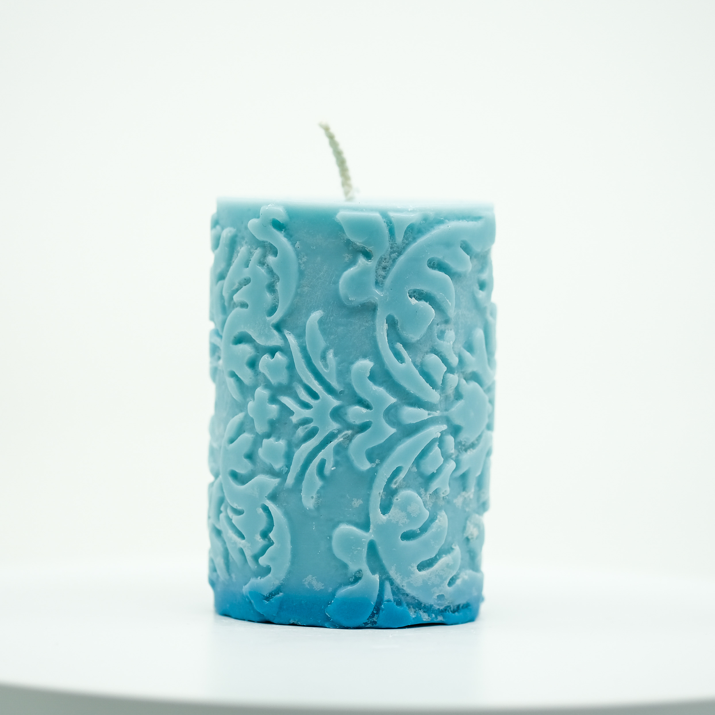 Žvakė - ornamentinė 1