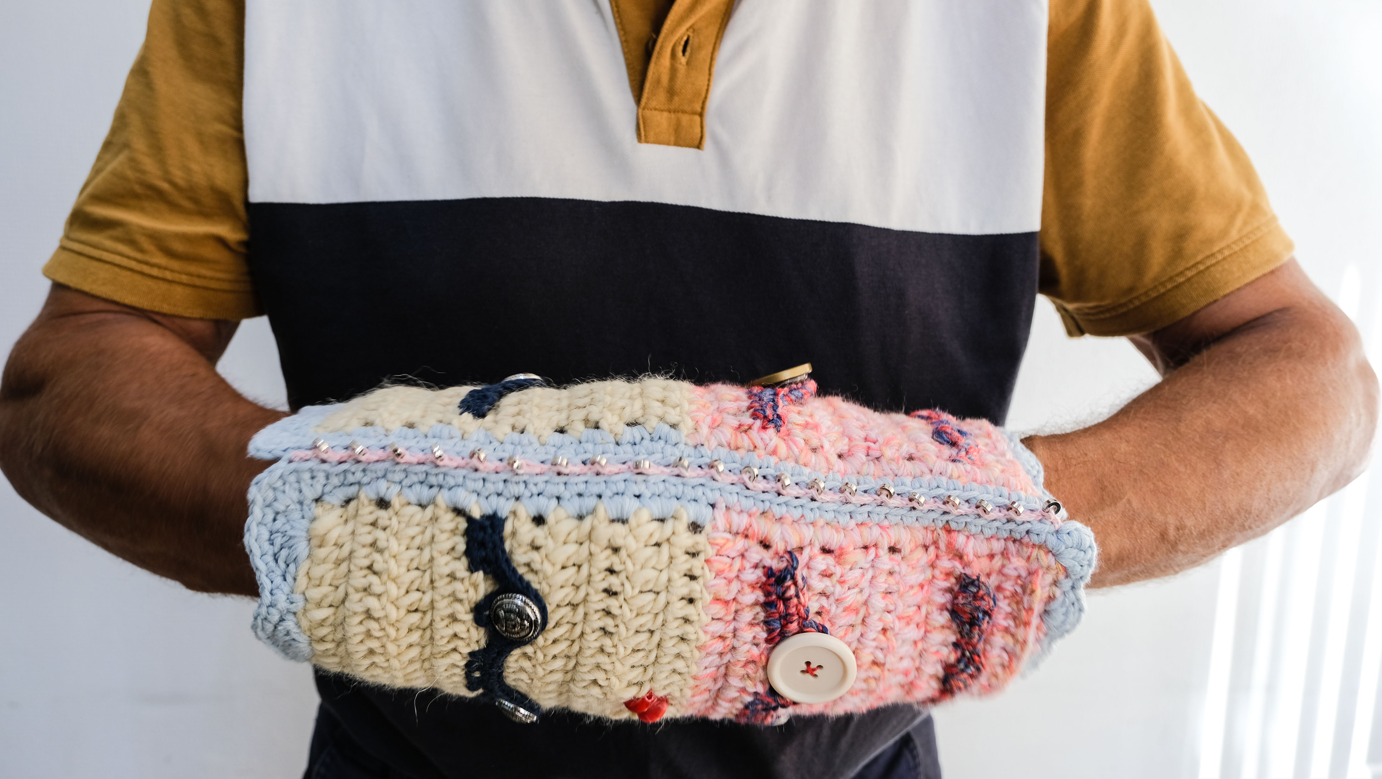 Rankovė - Demencija, Alzheimerio liga sergančių žmonių užimtumo priemonė