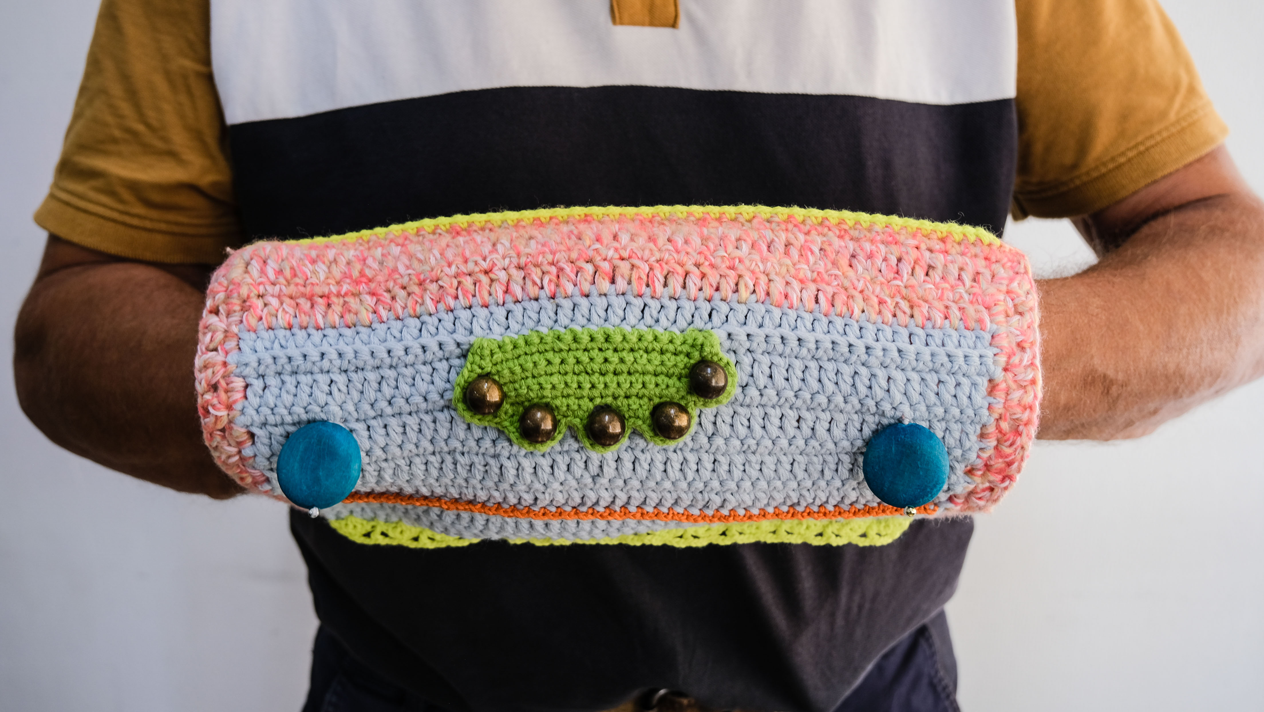 Rankovė - Demencija, Alzheimerio liga sergančių žmonių užimtumo priemonė