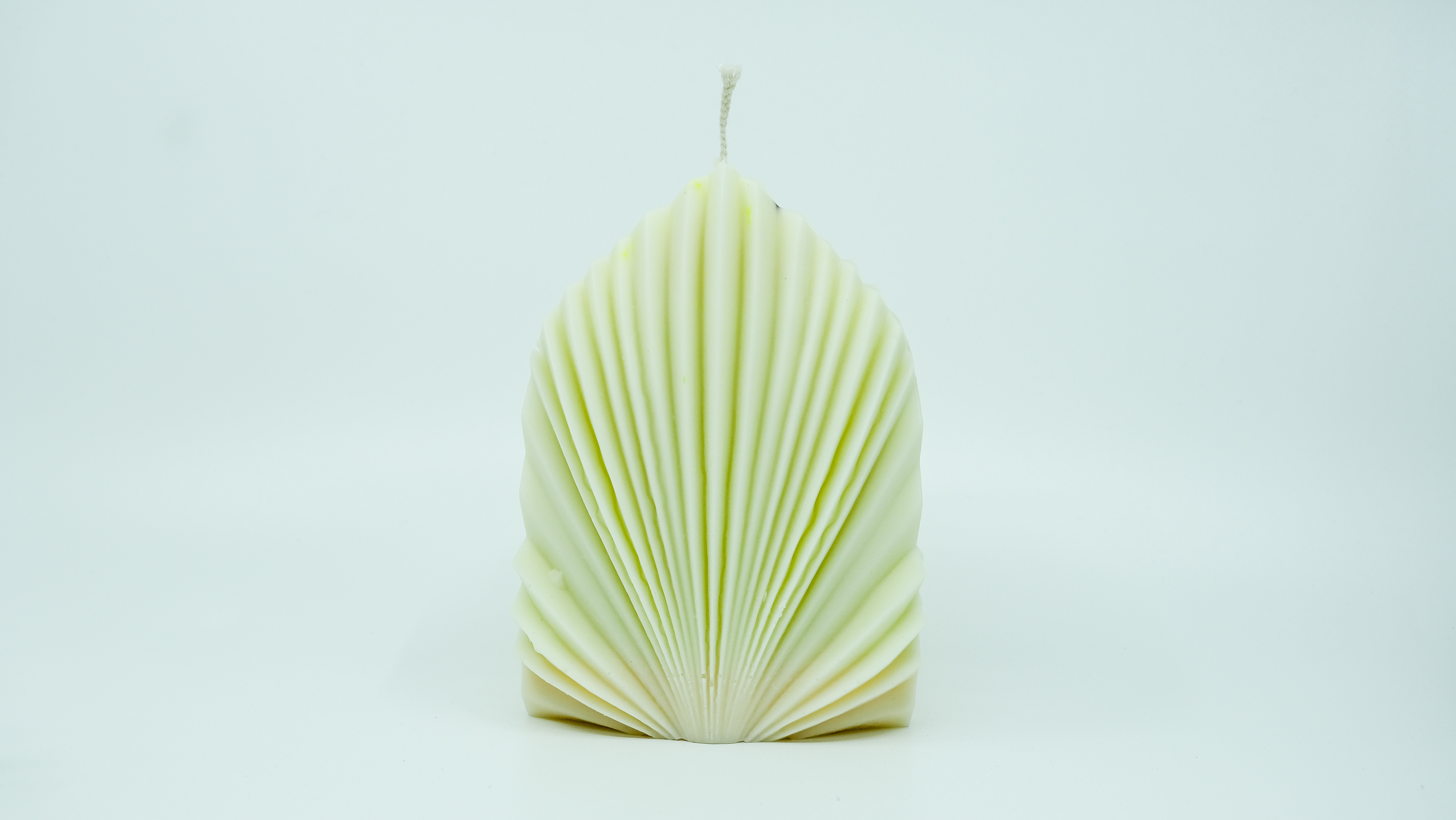 Žvakė - energijos ir ramybės motyvas