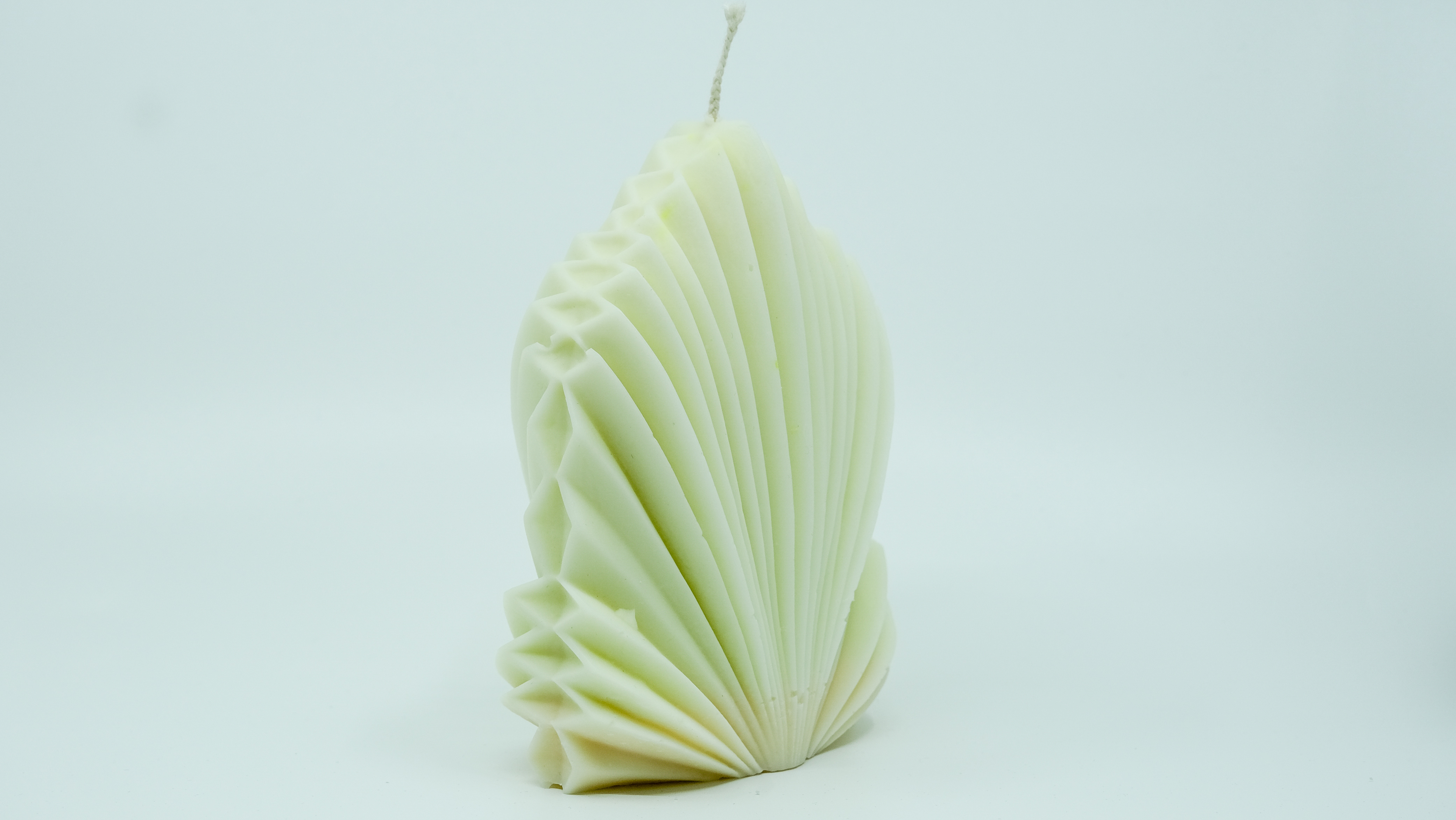 Žvakė - energijos ir ramybės motyvas