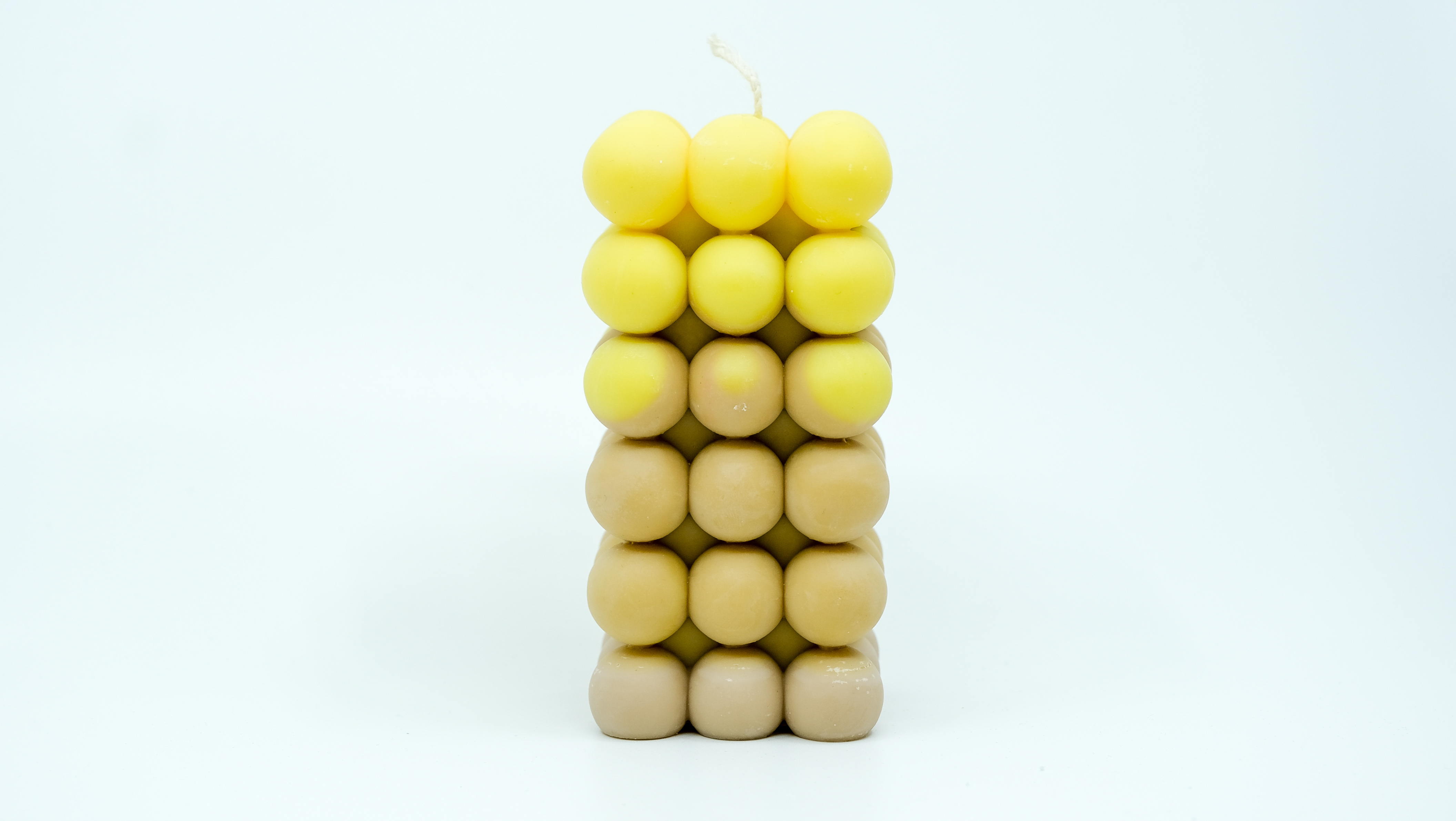 Žvakė - burbulų stulpas