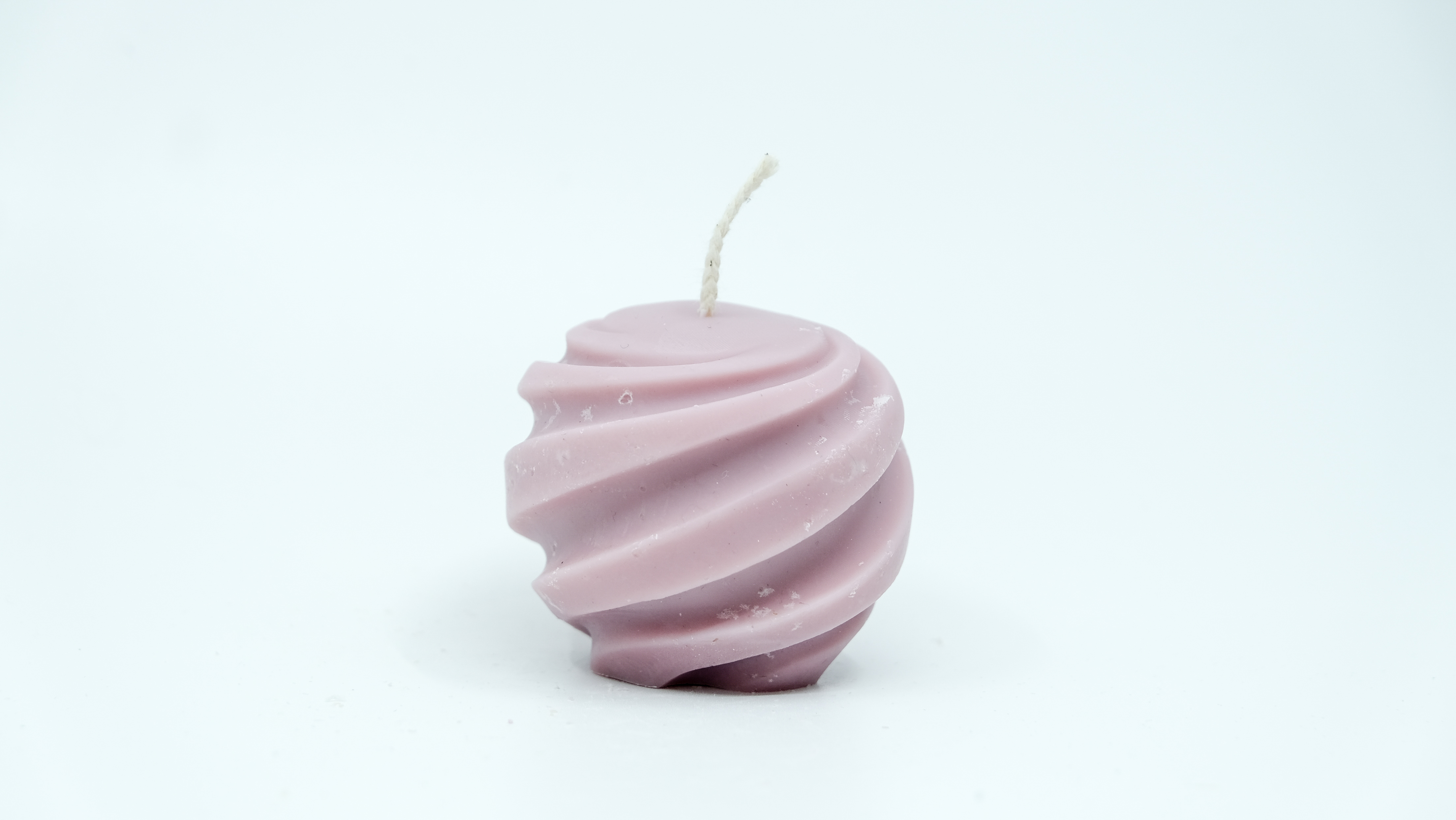 Žvakė - mažas spiralės motyvas