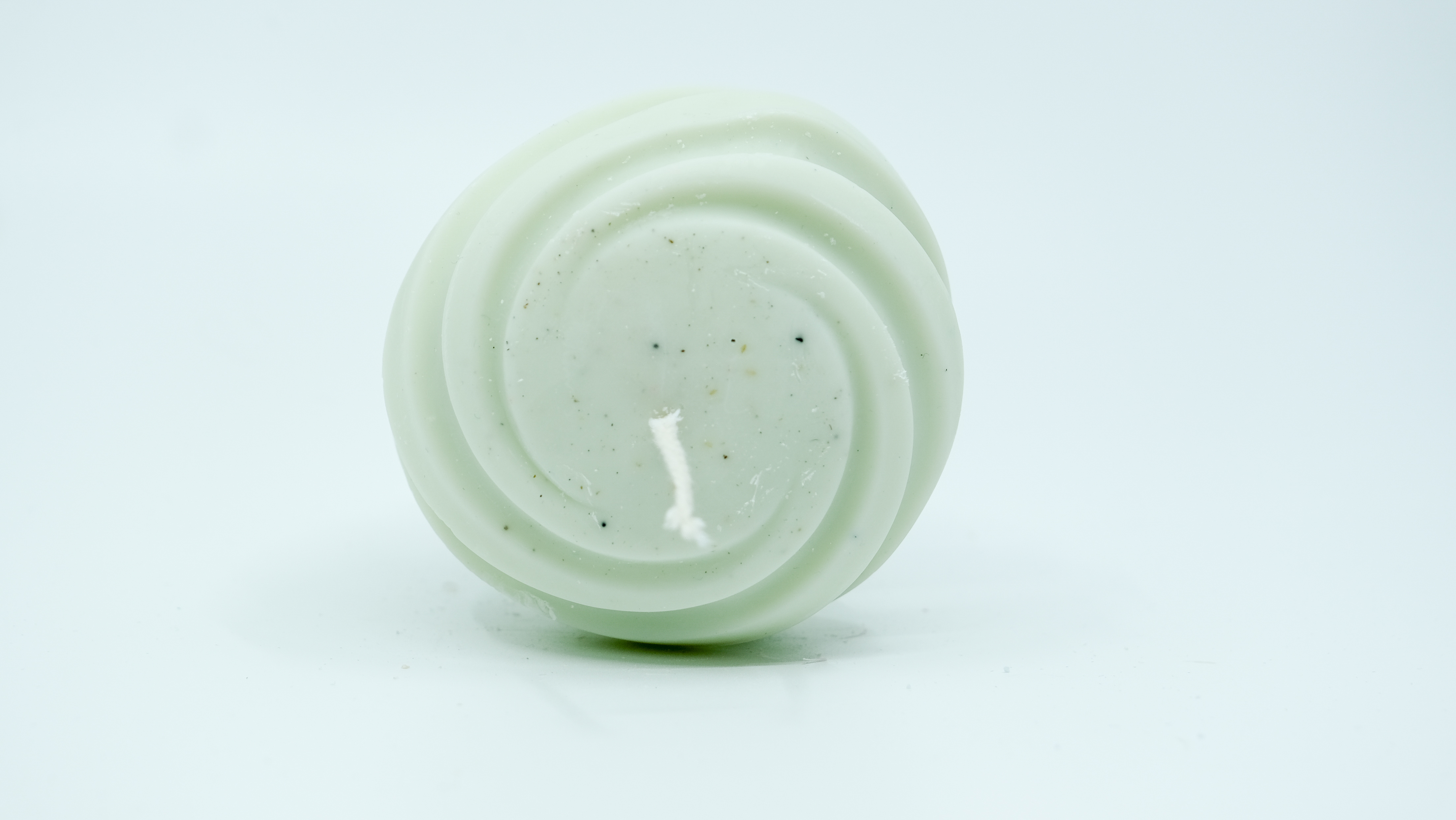 Žvakė - spiralės motyvas