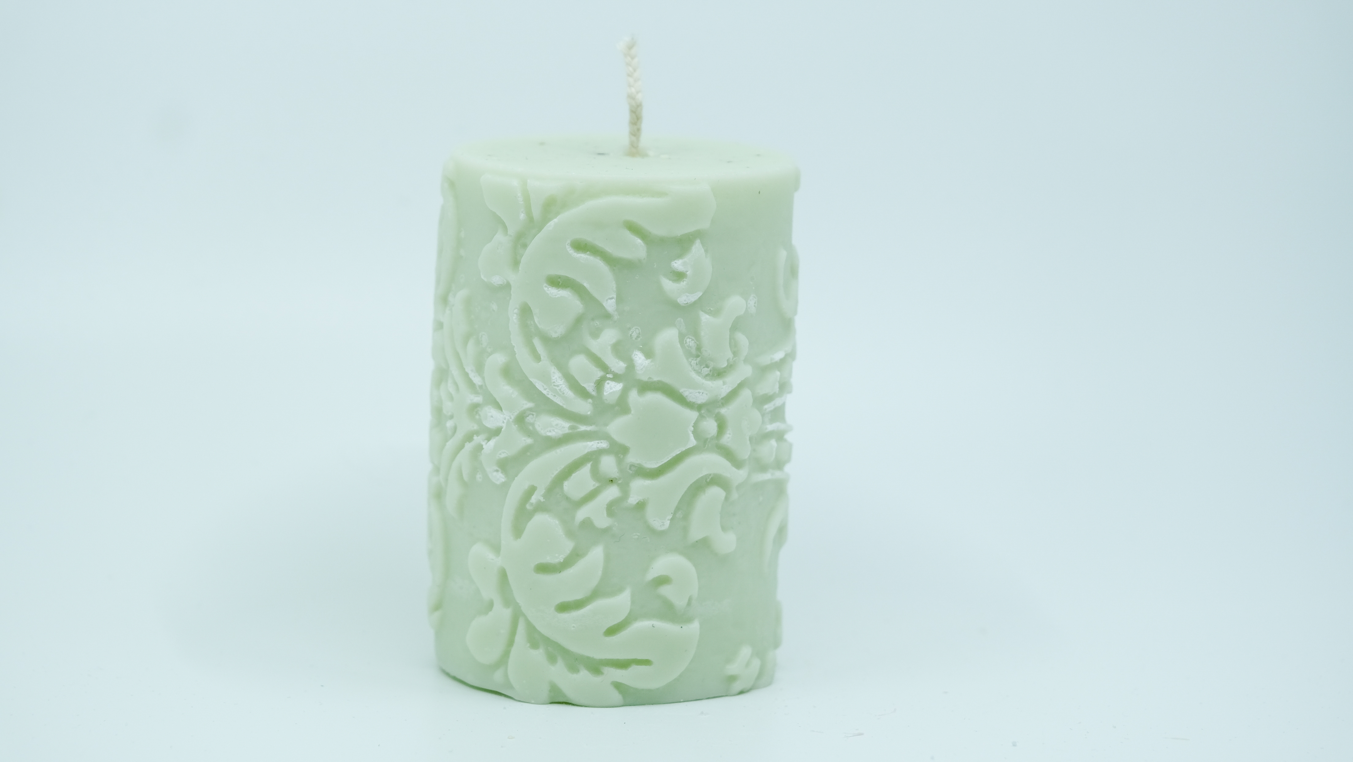 Žvakė - ornamentinė 1