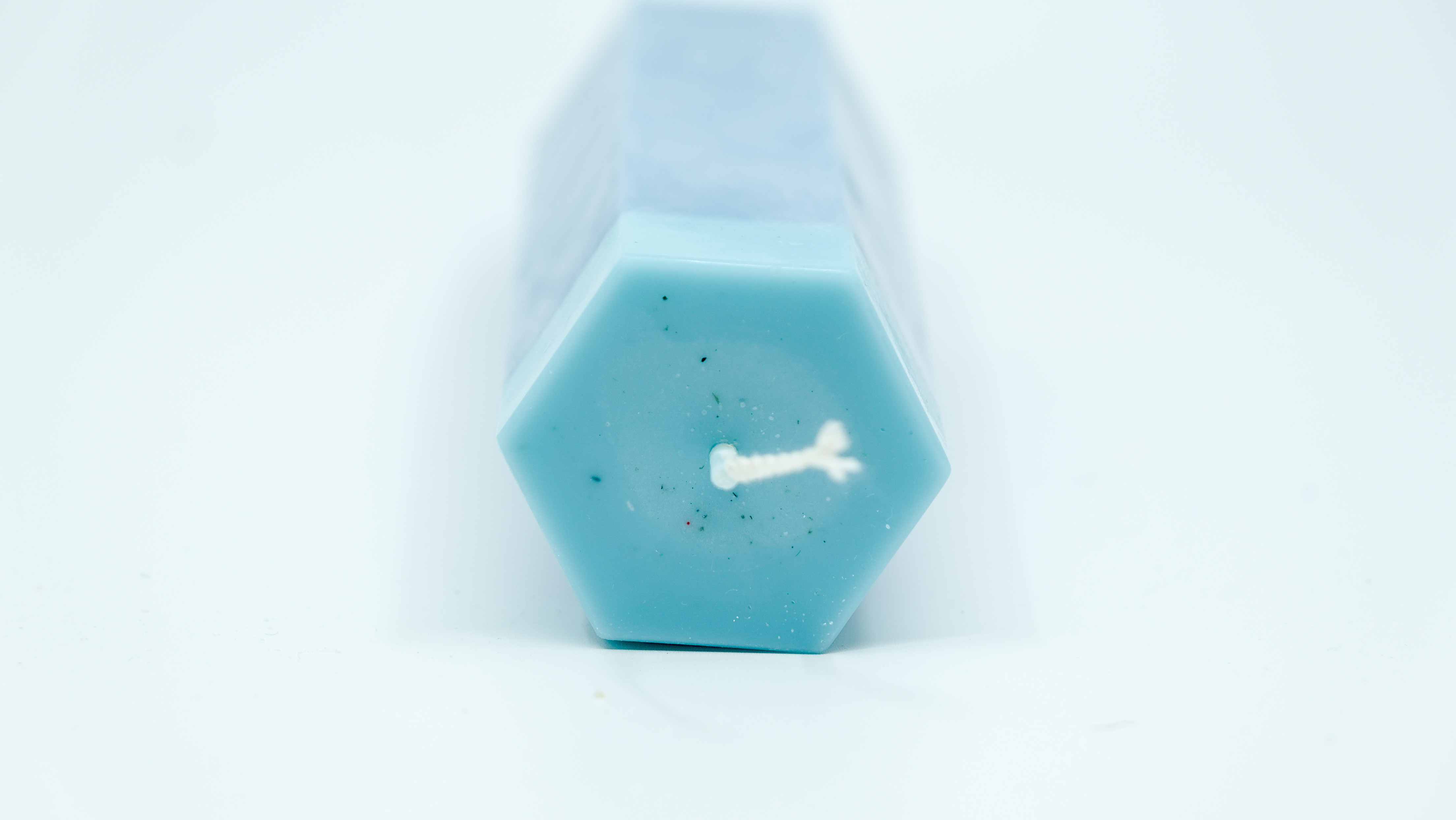 Žvakė - šešiakampis stulpas