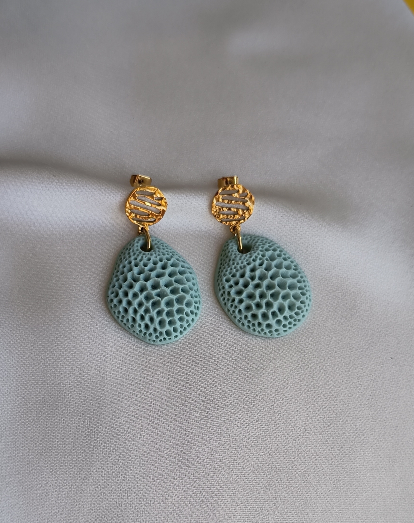 Boucles d'oreilles en porcelaine