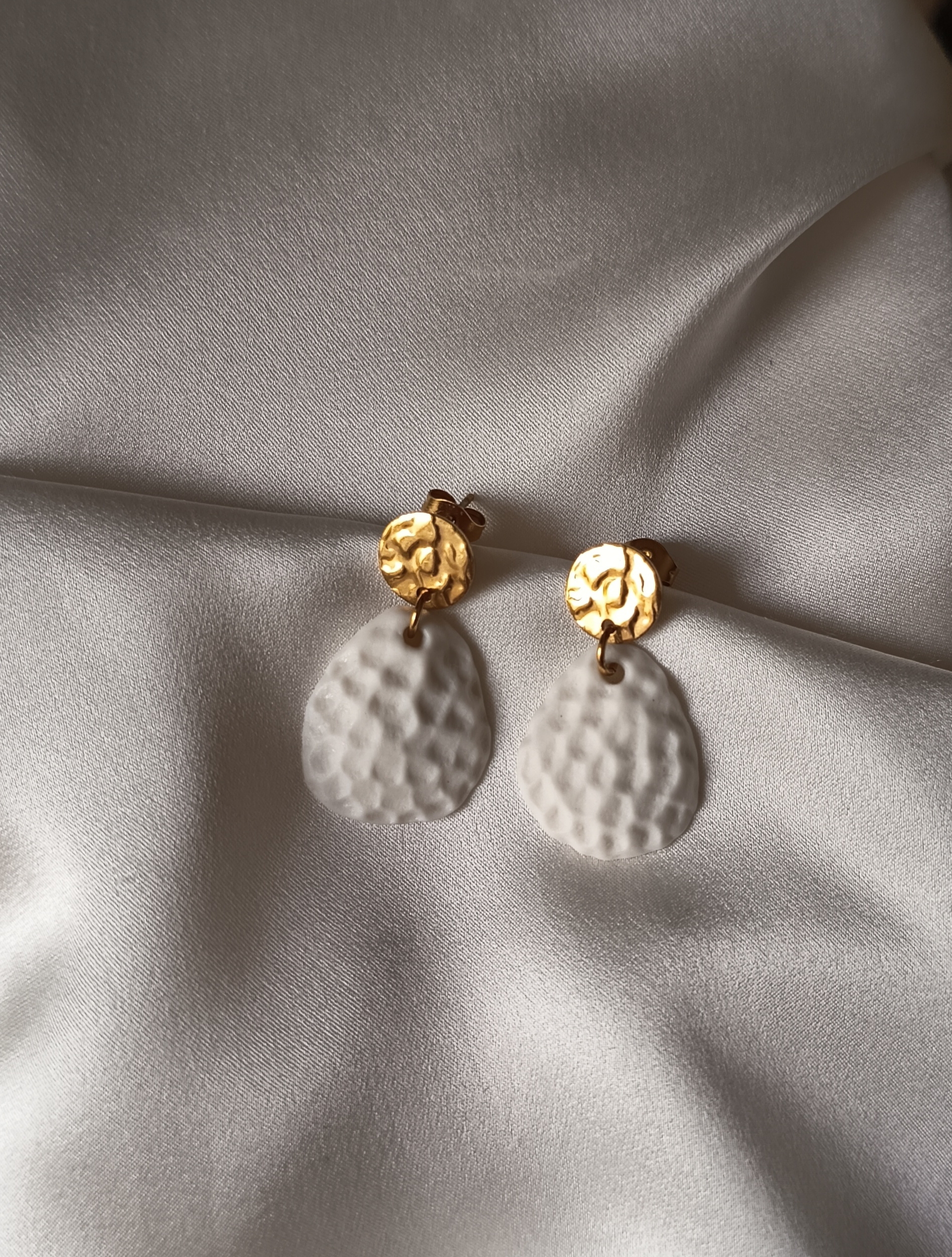 Boucles d'oreilles en porcelaine