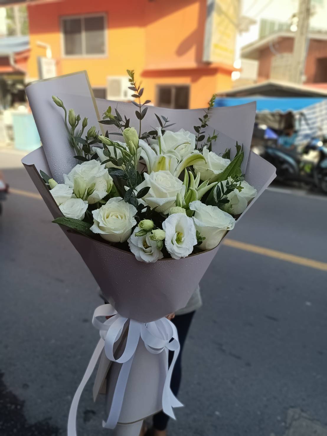 Ivory Dreams Bouquet