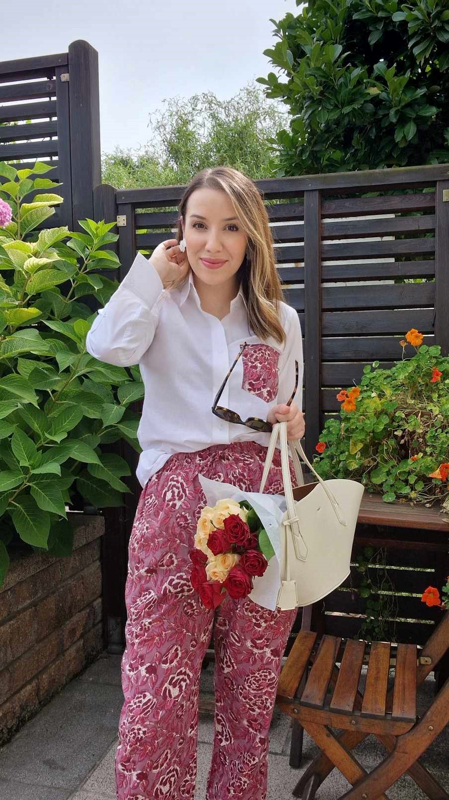 Bluse Modell Burgundy Color