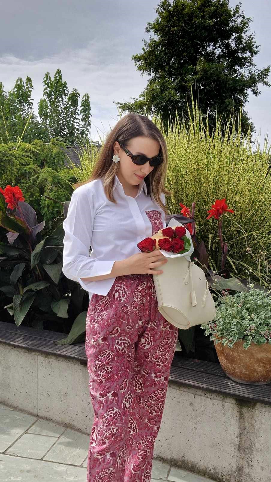 Bluse Modell Burgundy Color