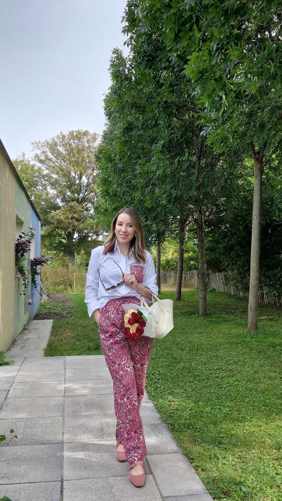 Hose Modell Burgundy Color