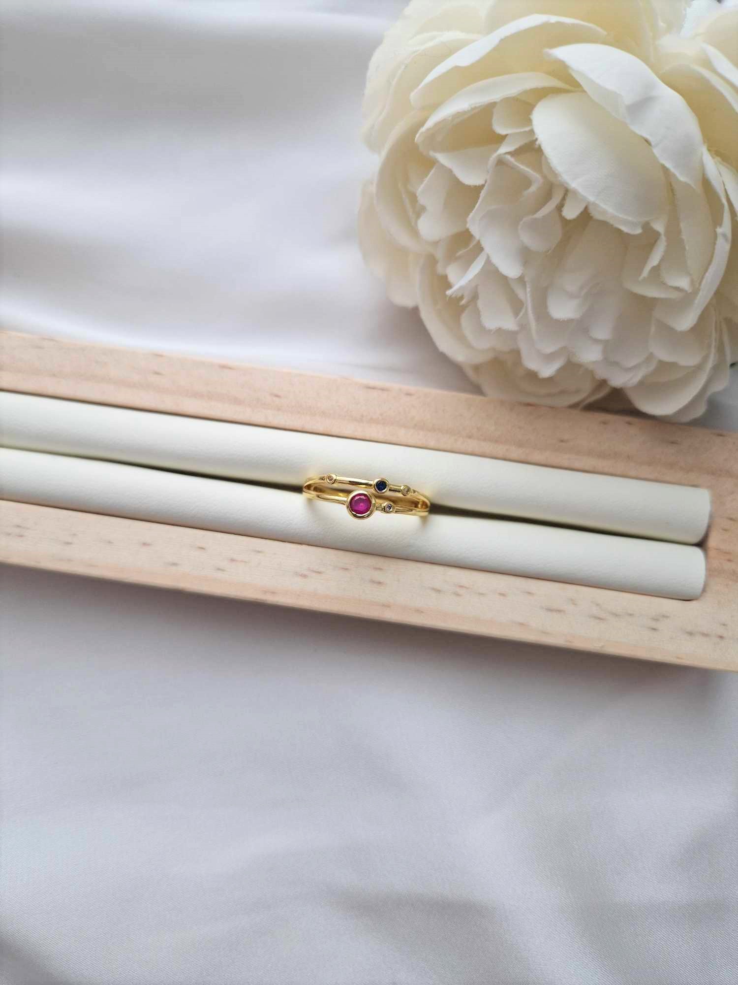 Ring mit Regenbogen Zirkonia 