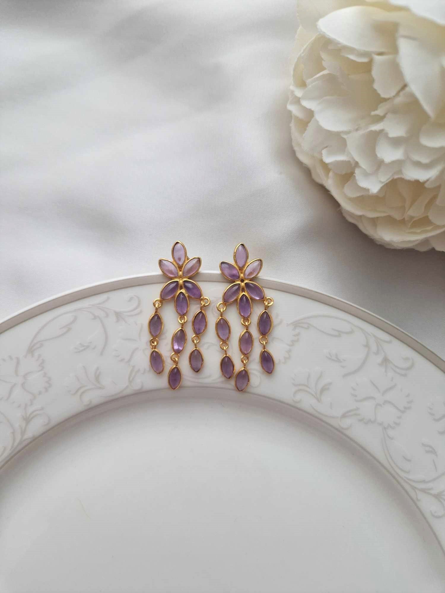 Besondere Ohrringe mit Amethysten 