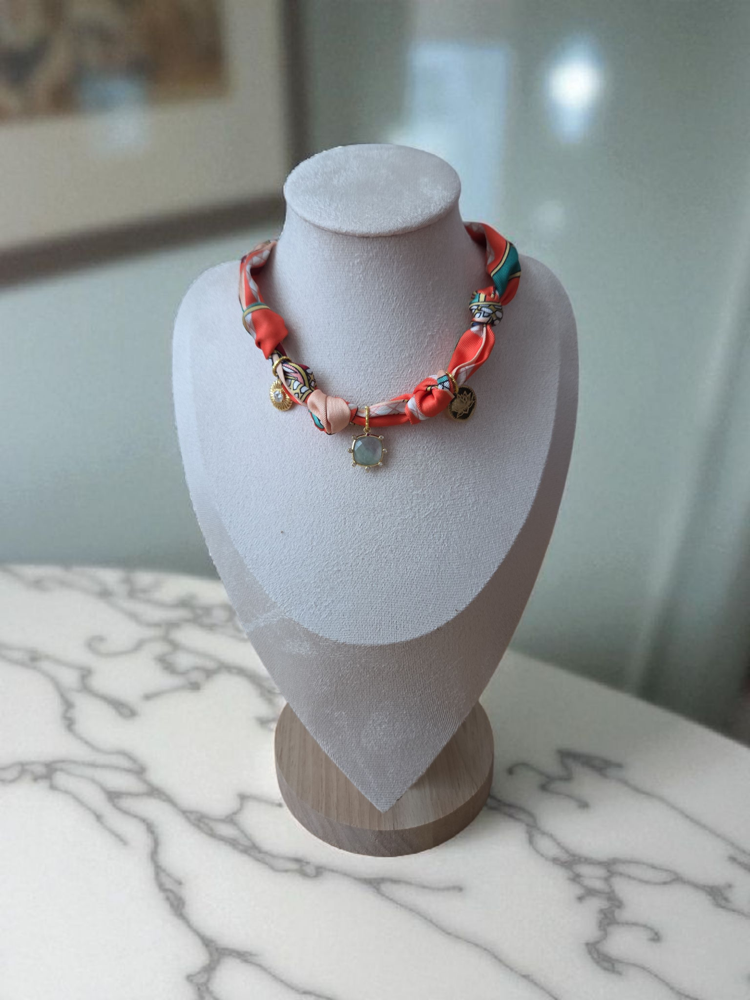 Halstuchkette Modell Iva