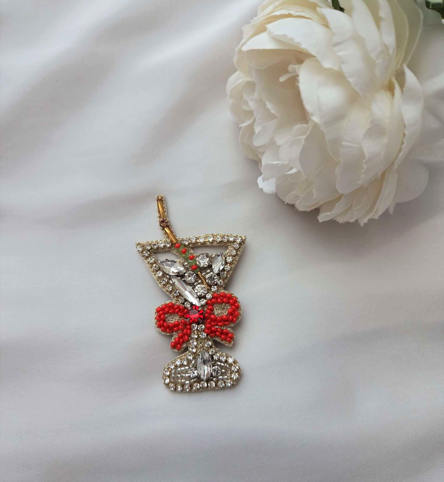 Weihnachtliche Broschen