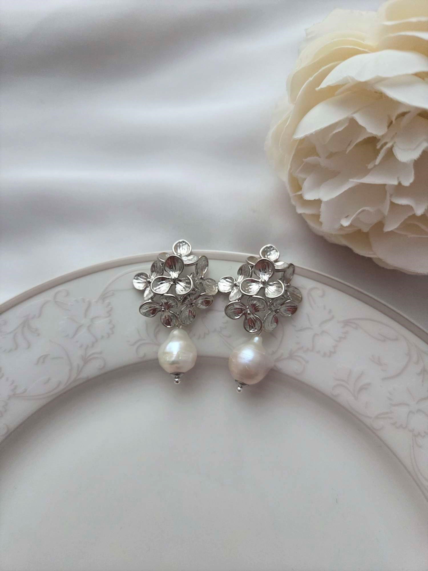 Ohrringe Modell Hortensie