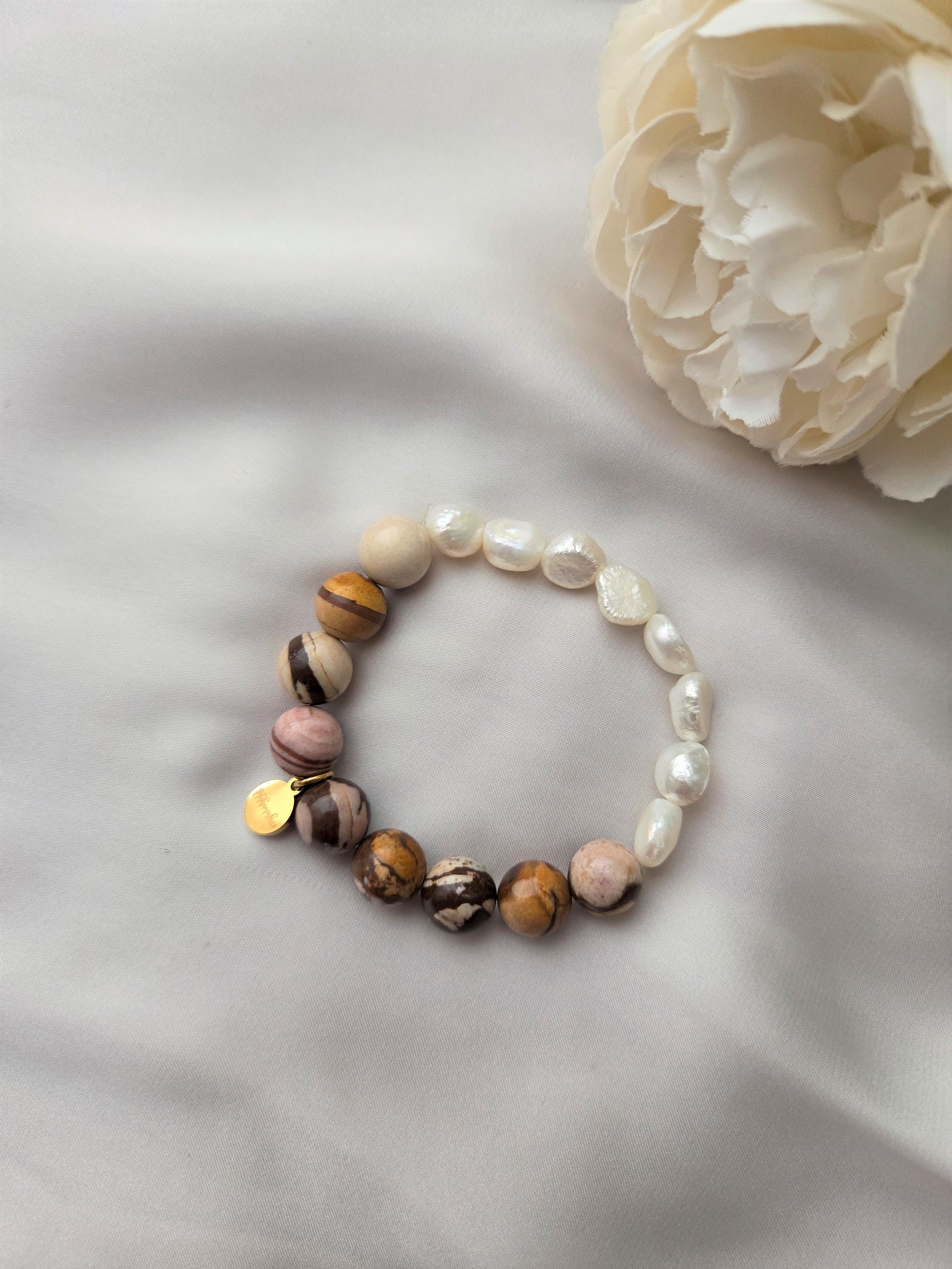 Armband mit Zebraachat und Süßwasserperlen