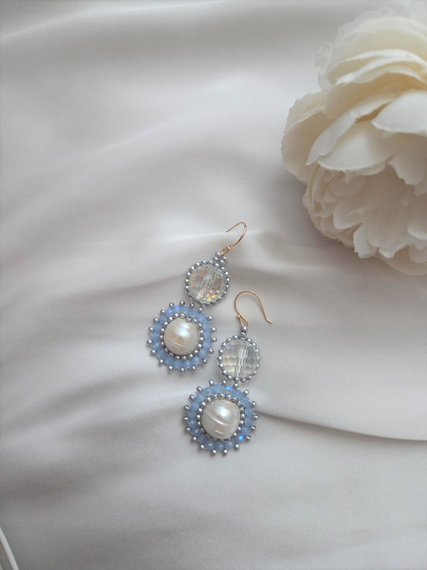 Ohrringe Modell Crystal Pearl Ring