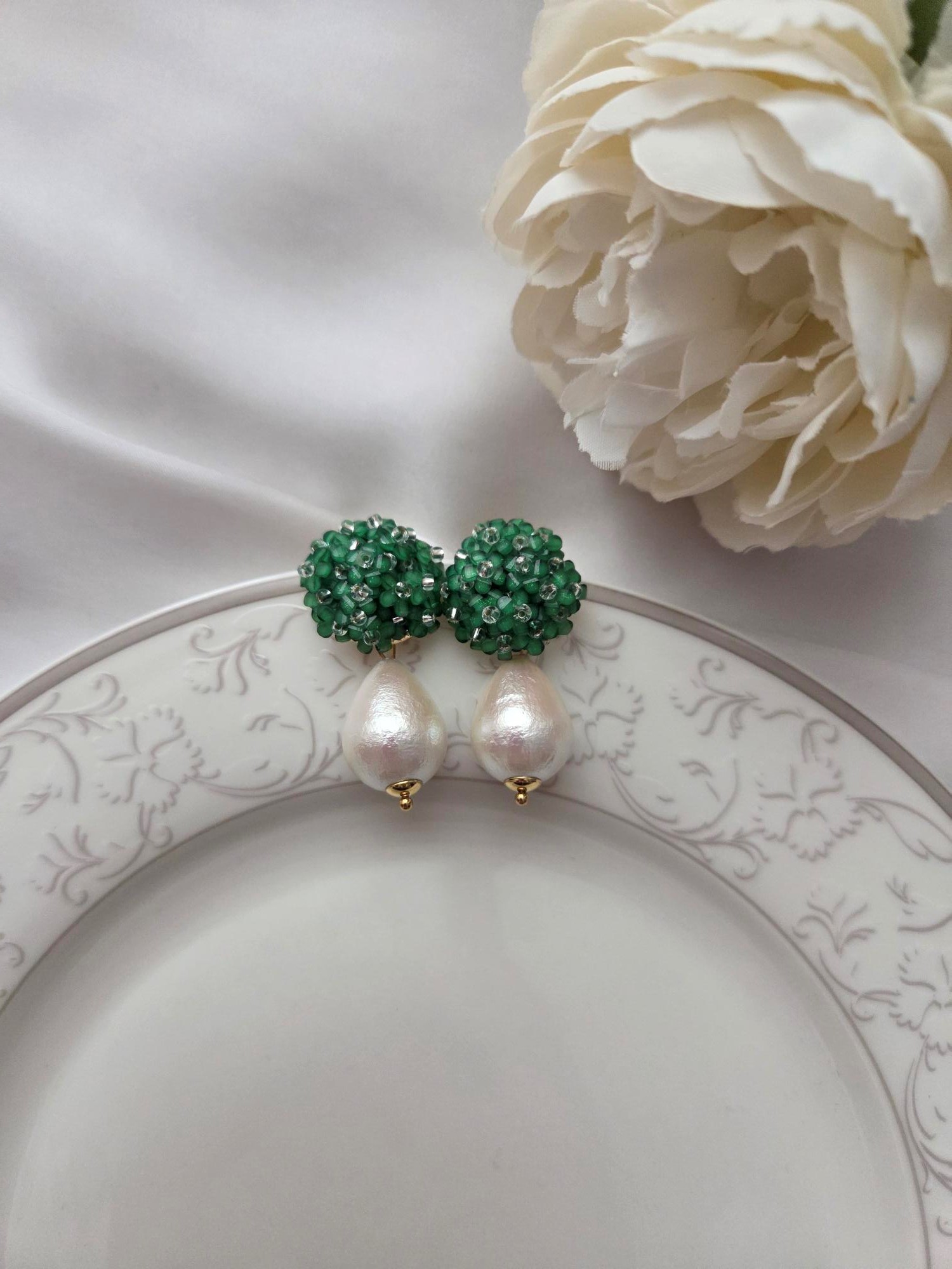 Ohrringe Modell Cotton Flower Drops