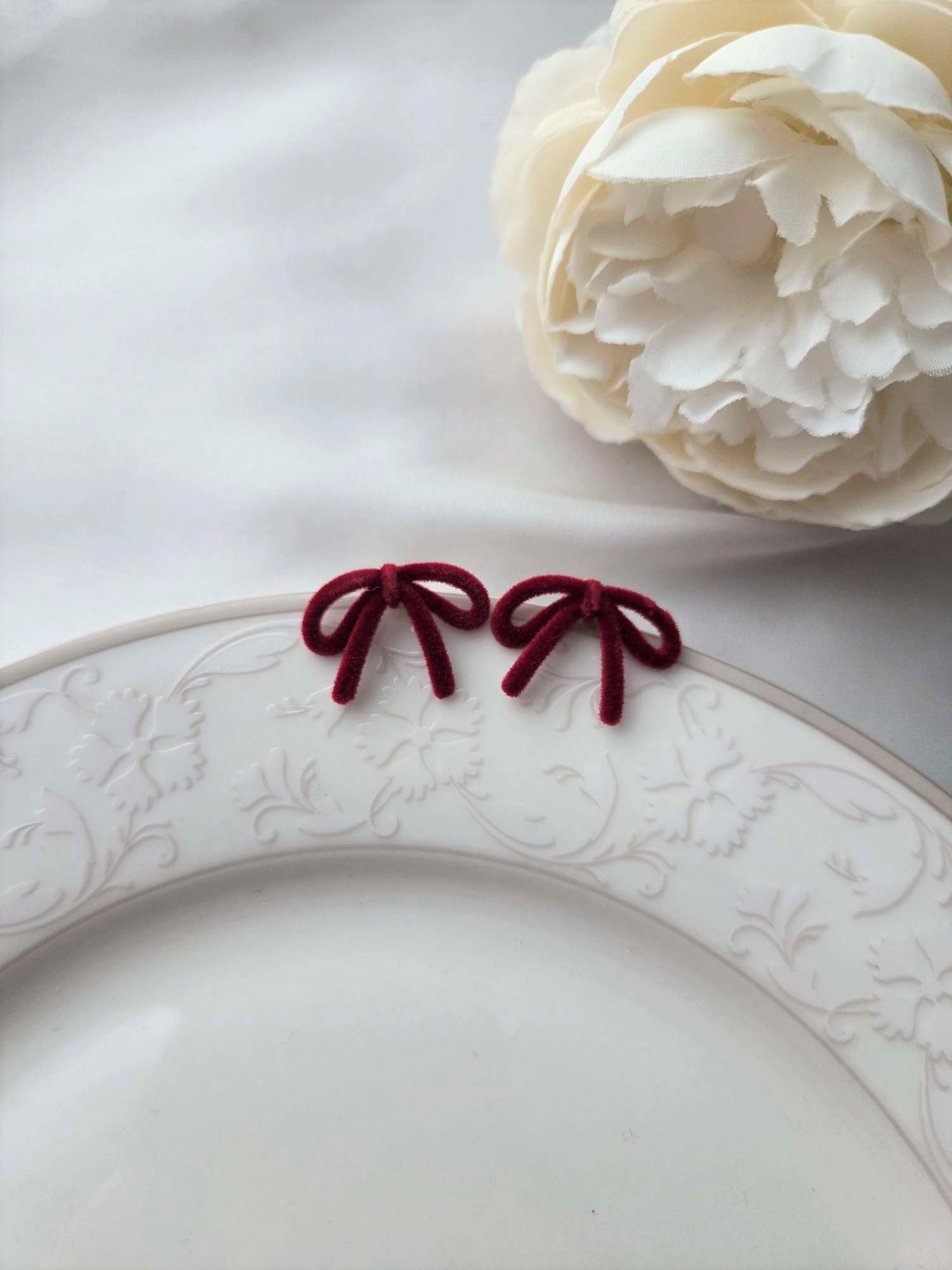 Schleifen Ohrstecker