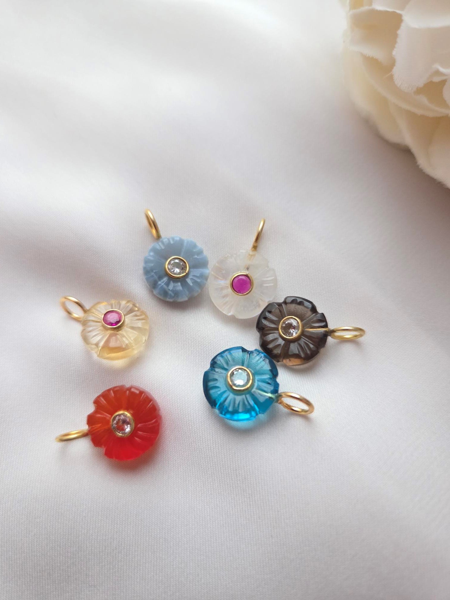 Edelstein Blüten & Ketten