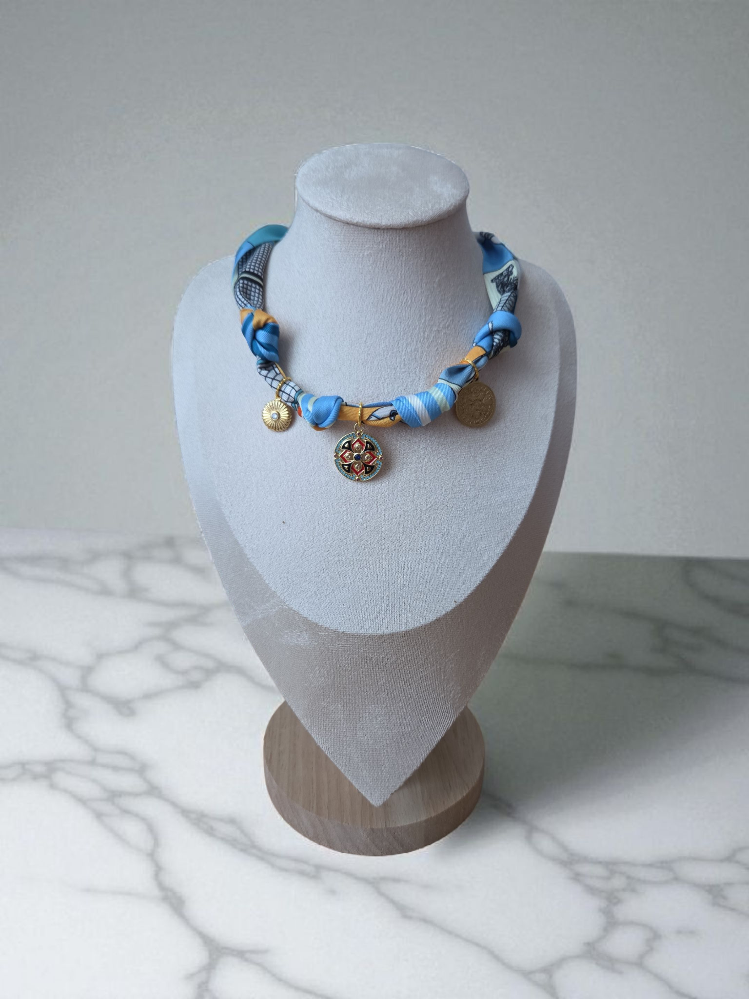 Halstuchkette Modell Iva