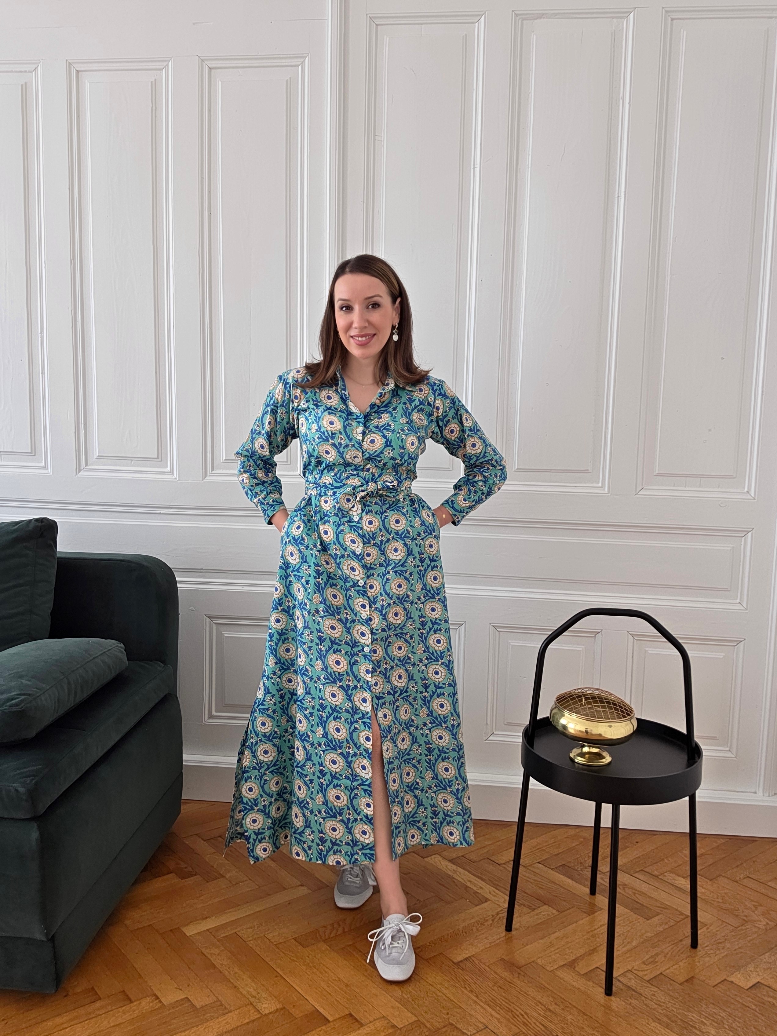 Hemdblusenkleid Modell Bella Hibiskusblüte